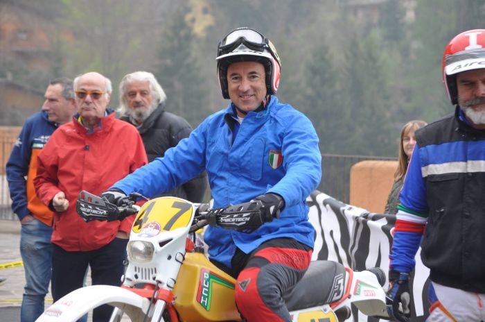 Manifestation en l'honneur du Capitano Augusto Taiocchi
