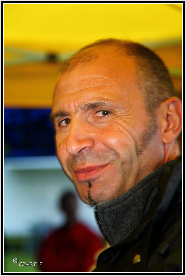Bonjour du vieux, enfin sénior, enfin j'me présente....